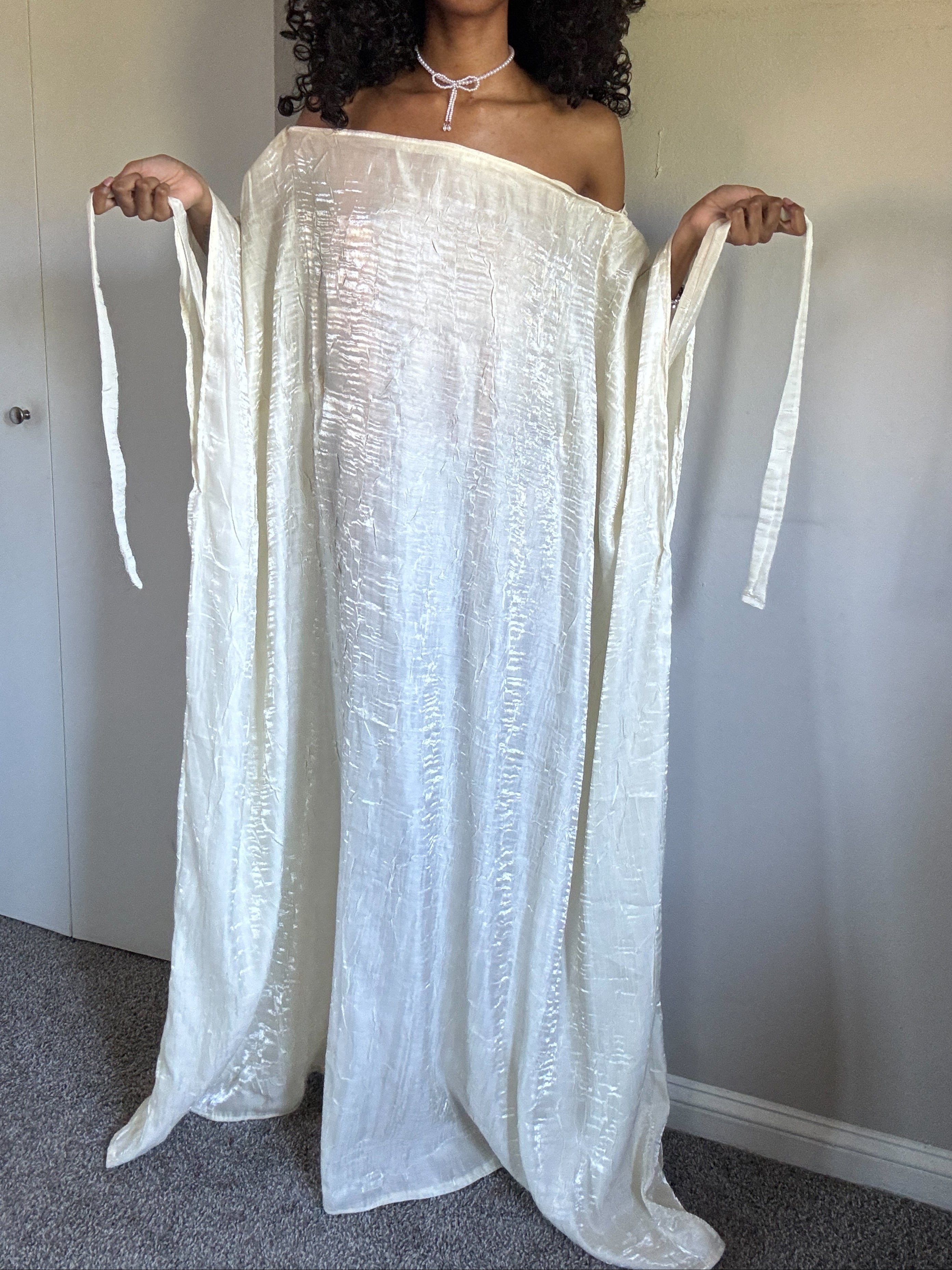 Almyra Dress