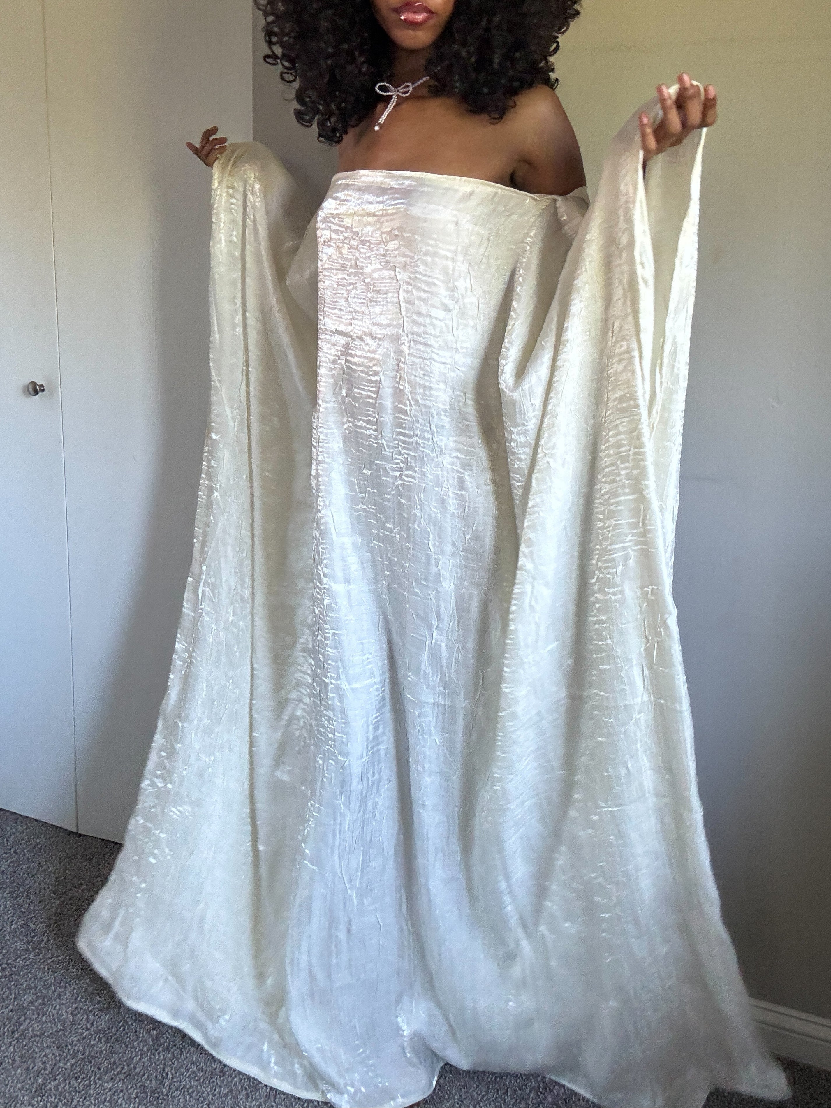 Almyra Dress